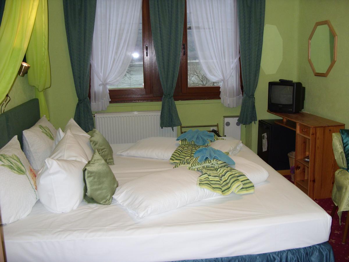Hotel Kranenturm Bacharach Dış mekan fotoğraf