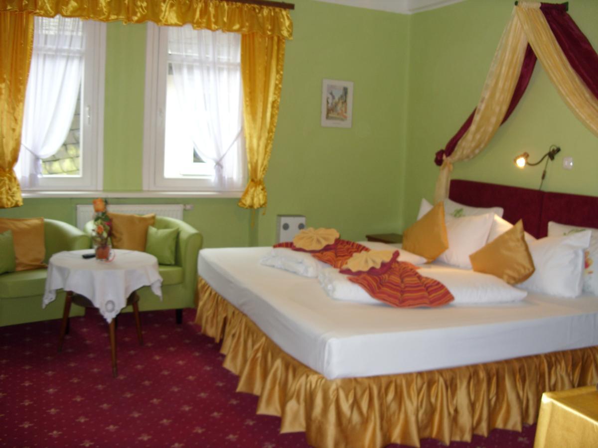 Hotel Kranenturm Bacharach Dış mekan fotoğraf